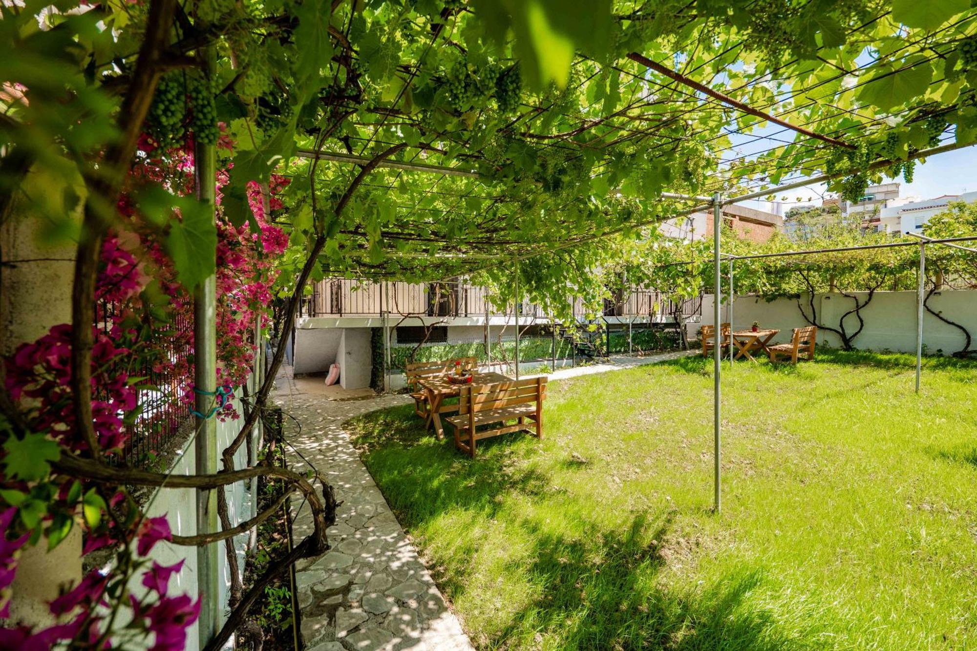 Kalpazo Kaja Vila Garden Голем Экстерьер фото